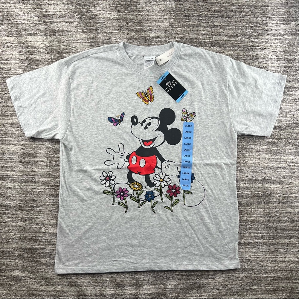 New Disney Mickey Mouse T-shirt Large Embroidered Shirt